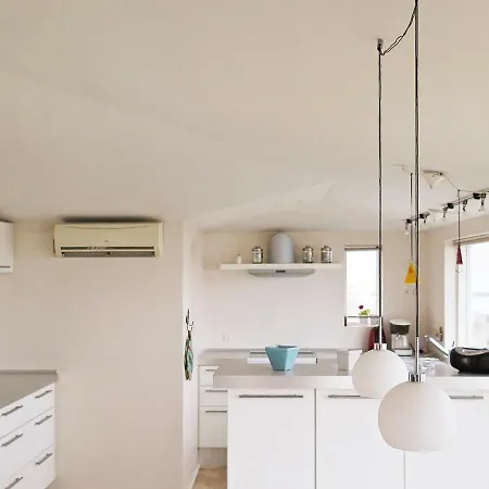 Two-bedroom Holiday In 23 بيت للعطل *