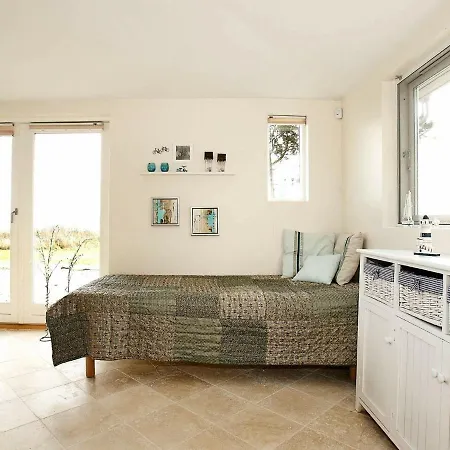 بيت للعطل Two-bedroom Holiday In 23 ليمفج